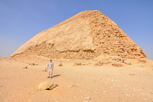 Private guided tour Memphis Sakkara and Dashun Pyramids